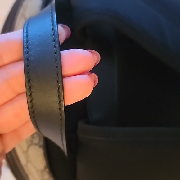 Gucci Logo Backpack - Picture 9 of 12